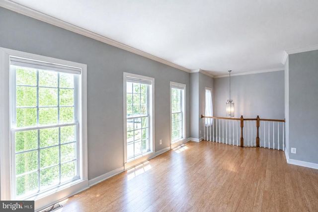 1302 HENDRIX LN, Phoenixville, PA 19460