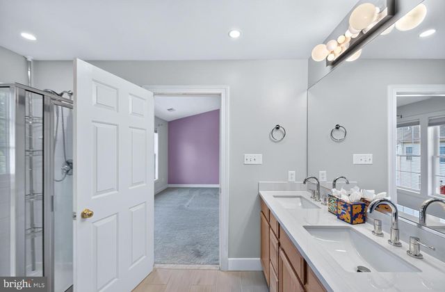 1302 HENDRIX LN, Phoenixville, PA 19460