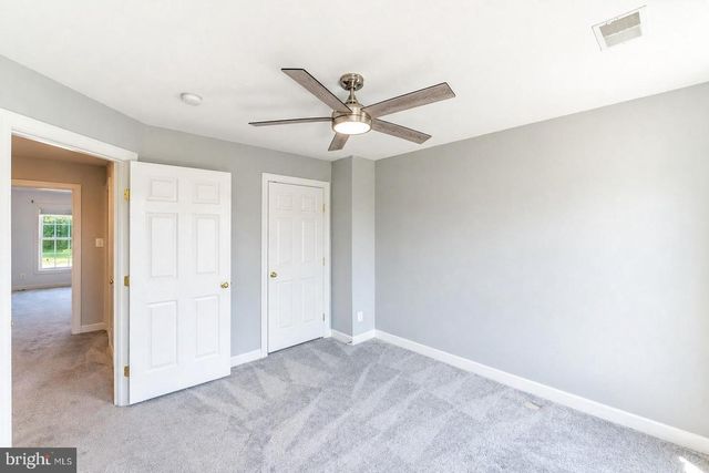 1302 HENDRIX LN, Phoenixville, PA 19460