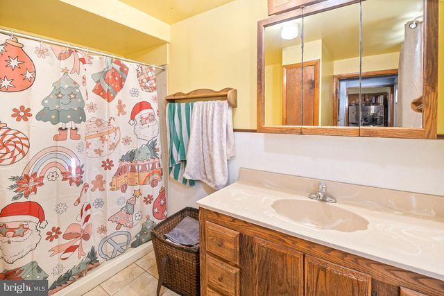 723 PURITAN AVE, Lawrence, NJ 08648