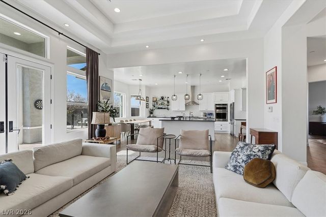 421 Emily Crossing Court, Henderson, NV 89015