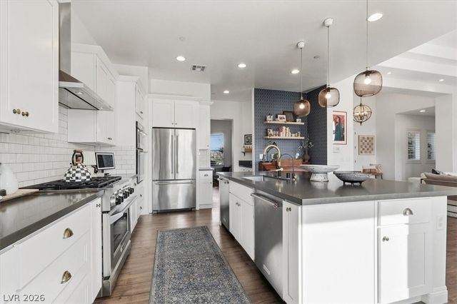 421 Emily Crossing Court, Henderson, NV 89015