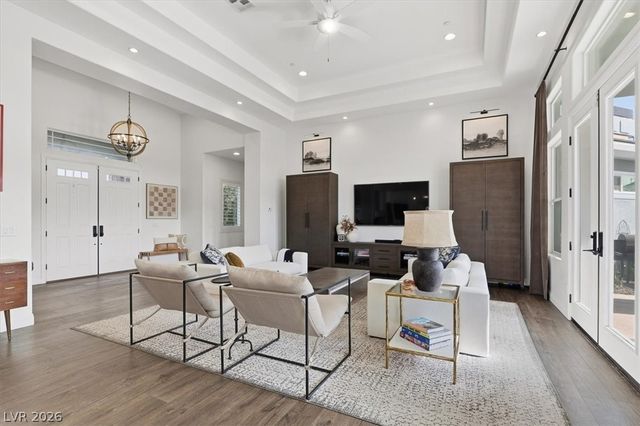 421 Emily Crossing Court, Henderson, NV 89015