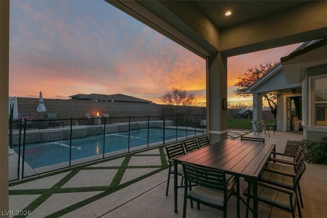 421 Emily Crossing Court, Henderson, NV 89015