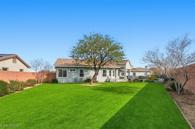 421 Emily Crossing Court, Henderson, NV 89015