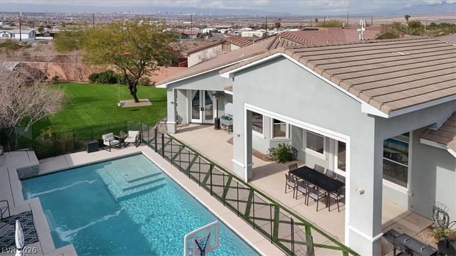 421 Emily Crossing Court, Henderson, NV 89015