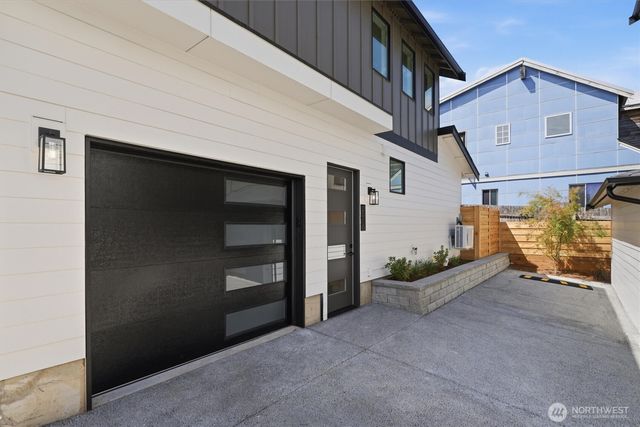 2611 NW 87th Street, Seattle, WA 98117