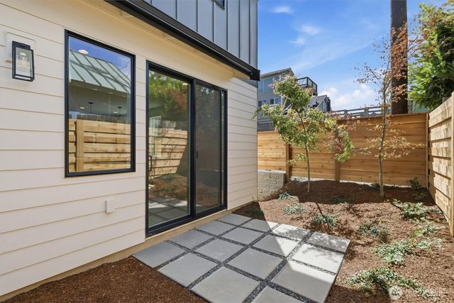 2611 NW 87th Street, Seattle, WA 98117