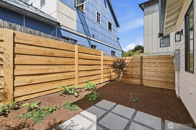 2611 NW 87th Street, Seattle, WA 98117