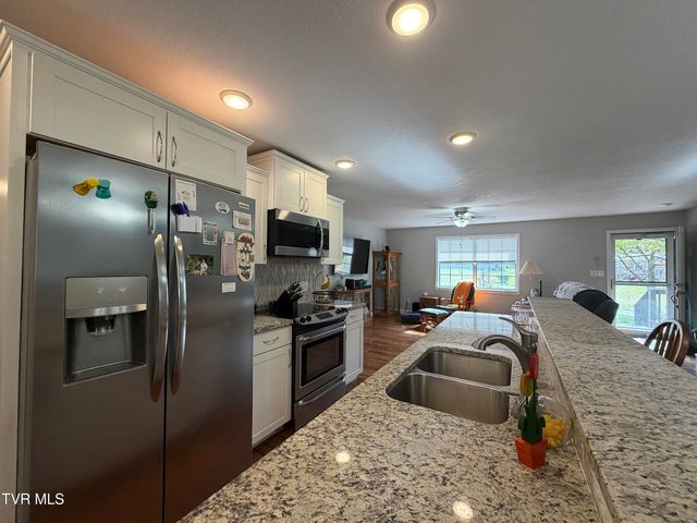 520 Cedar Creek Road, Greeneville, TN 37743