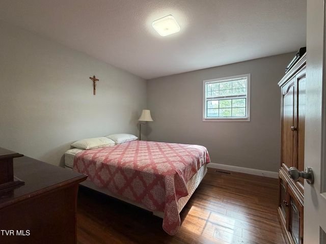 520 Cedar Creek Road, Greeneville, TN 37743