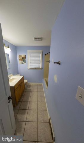 105 MOUNT LAUREL RD, Hainesport, NJ 08036