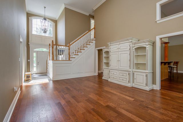 5613 MAJESTIC CIR, Columbia, MO 65203