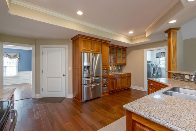 5613 MAJESTIC CIR, Columbia, MO 65203