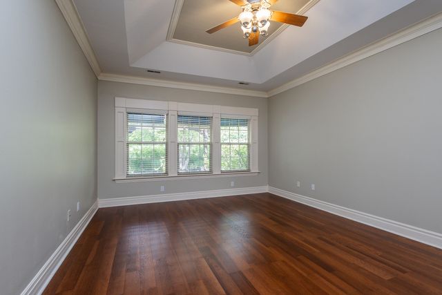 5613 MAJESTIC CIR, Columbia, MO 65203