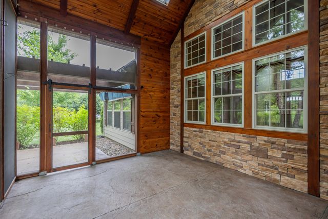 5613 MAJESTIC CIR, Columbia, MO 65203