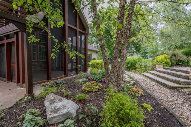 5613 MAJESTIC CIR, Columbia, MO 65203