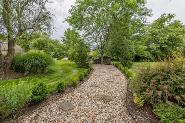 5613 MAJESTIC CIR, Columbia, MO 65203