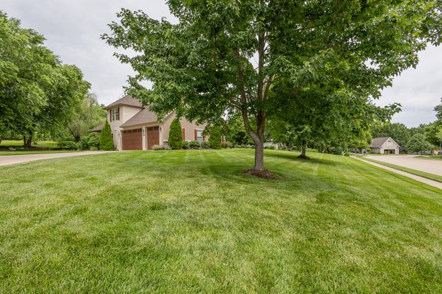 5613 MAJESTIC CIR, Columbia, MO 65203