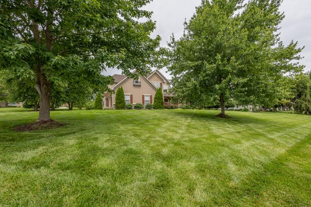 5613 MAJESTIC CIR, Columbia, MO 65203