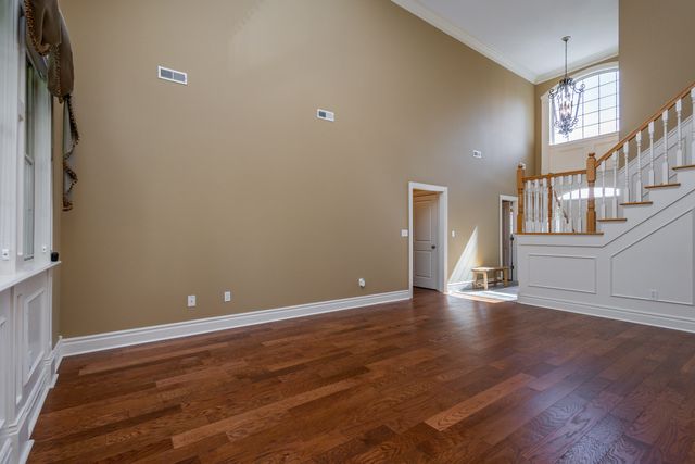 5613 MAJESTIC CIR, Columbia, MO 65203