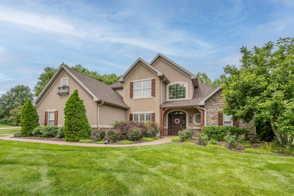 5613 MAJESTIC CIR, Columbia, MO 65203