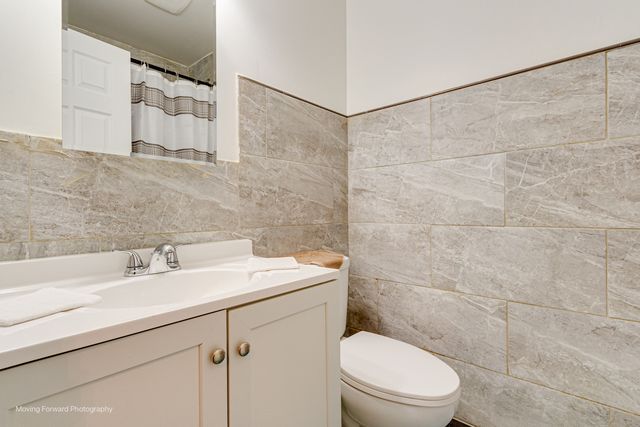 4211 W 135th Street, Crestwood, IL 60418