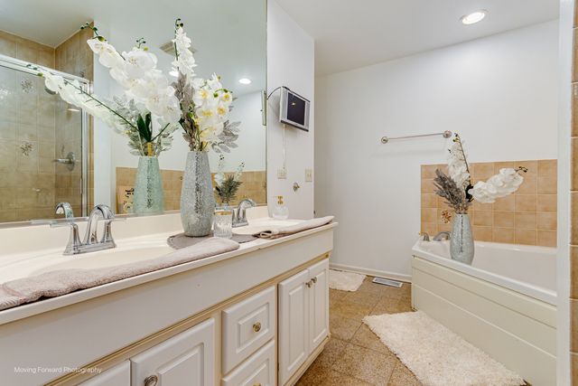 4211 W 135th Street, Crestwood, IL 60418