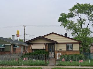 9543 S Green Street, Chicago, IL 60643