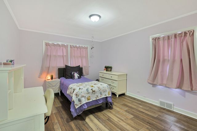 2611 Lake Avenue, Wilmette, IL 60091