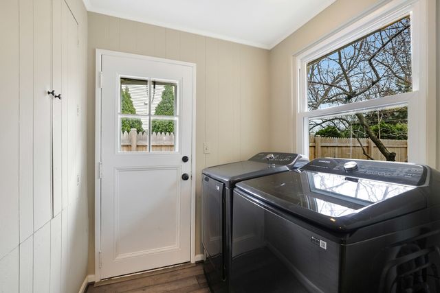 2611 Lake Avenue, Wilmette, IL 60091