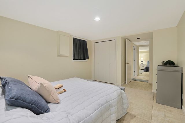 2611 Lake Avenue, Wilmette, IL 60091