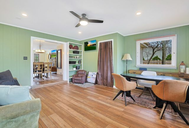 2611 Lake Avenue, Wilmette, IL 60091