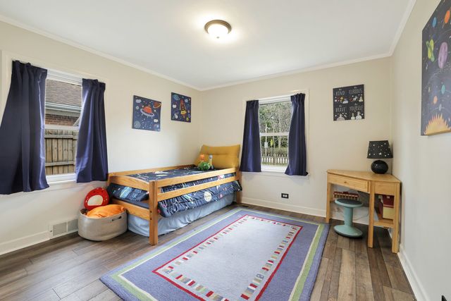 2611 Lake Avenue, Wilmette, IL 60091