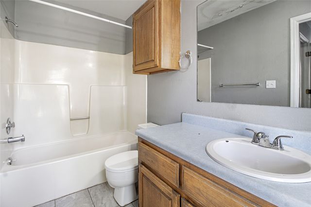 13993 S Poplar Place, Glenpool, OK 74033