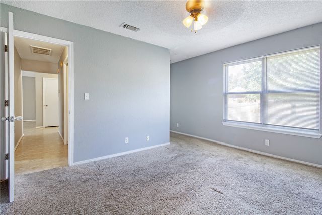 13993 S Poplar Place, Glenpool, OK 74033