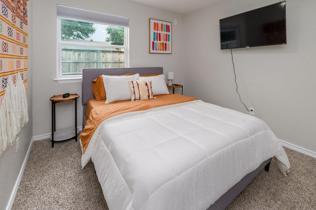 1651 Chippeway LN, Austin, TX 78745