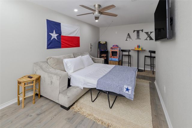 1651 Chippeway LN, Austin, TX 78745