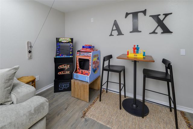 1651 Chippeway LN, Austin, TX 78745