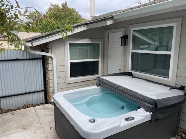 1651 Chippeway LN, Austin, TX 78745