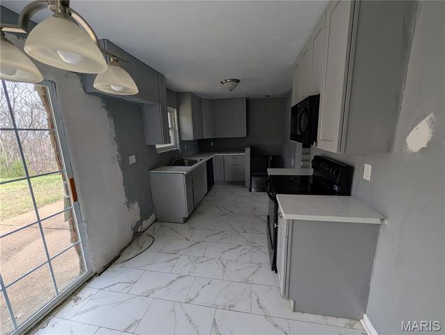 5304 Oakcrest Drive, Imperial, MO 63052