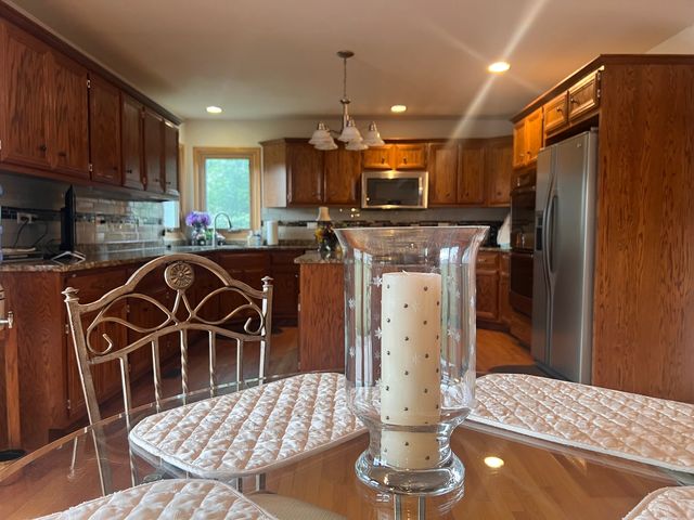 21372 Brittany Drive, Frankfort, IL 60423
