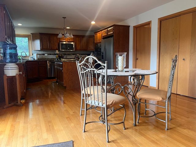21372 Brittany Drive, Frankfort, IL 60423