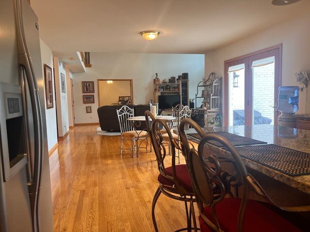 21372 Brittany Drive, Frankfort, IL 60423