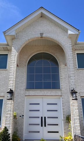 21372 Brittany Drive, Frankfort, IL 60423