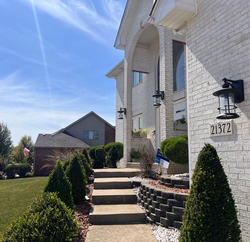 21372 Brittany Drive, Frankfort, IL 60423