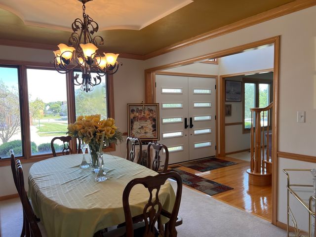 21372 Brittany Drive, Frankfort, IL 60423
