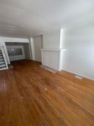 16515 Log Cabin Street, Highland Park, MI 48203