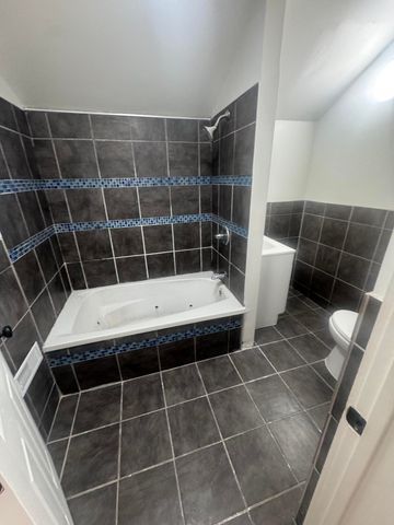 16515 Log Cabin Street, Highland Park, MI 48203