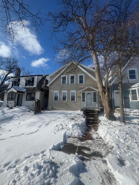 16515 Log Cabin Street, Highland Park, MI 48203